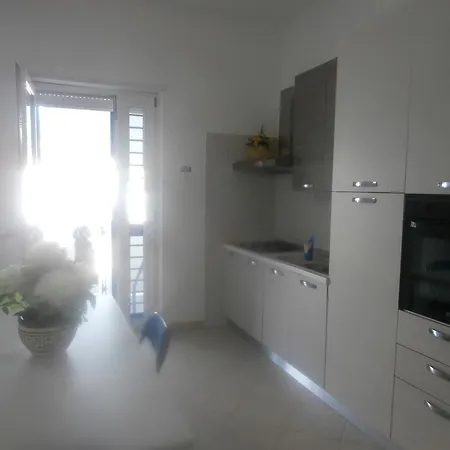 Apartamento I Delfini Di Maria *